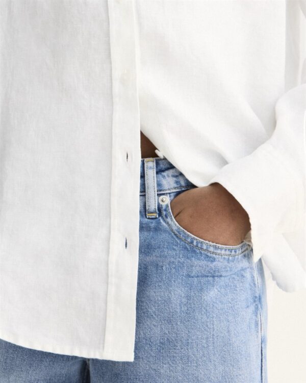 everlane-the-must-have-shirt-in-linen_5.jpg The Must-Have Shirt in Linen